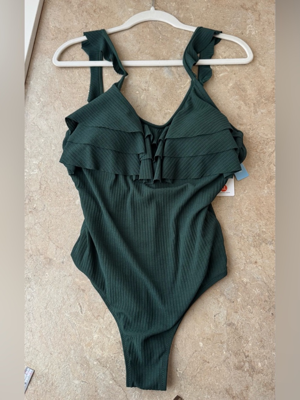 NWT Cupshe Women's Moss Green Ruffled One-Piece Swimsuit. Size XL